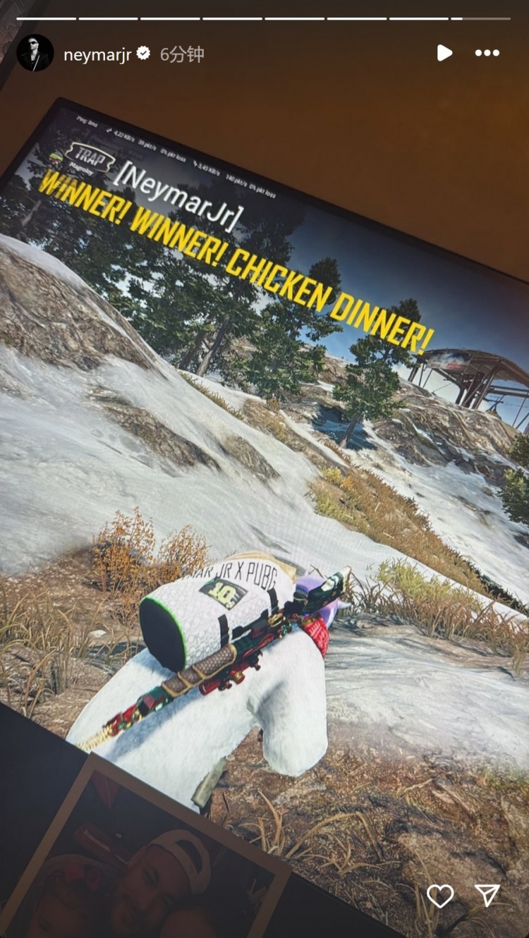 乐鱼体育-他还是那么爱游戏！内马尔社媒晒绝地求生“吃鸡”照片