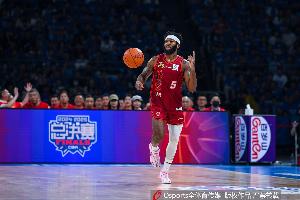 乐鱼体育-上赛季效力于北汽男篮的后卫外援杰曼 已经与球队续约