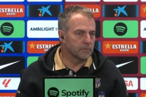 乐鱼体育-弗里克：加维最适合六号位 亚马尔清楚如何在比赛中控制自己节奏