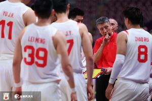 乐鱼体育-雷蒙：年轻人的状态感染到我 让自己重新感受到20岁出头的状态