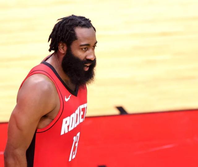 乐鱼体育-哈登动情告别火箭：我永远欠你们 但我真的想争冠